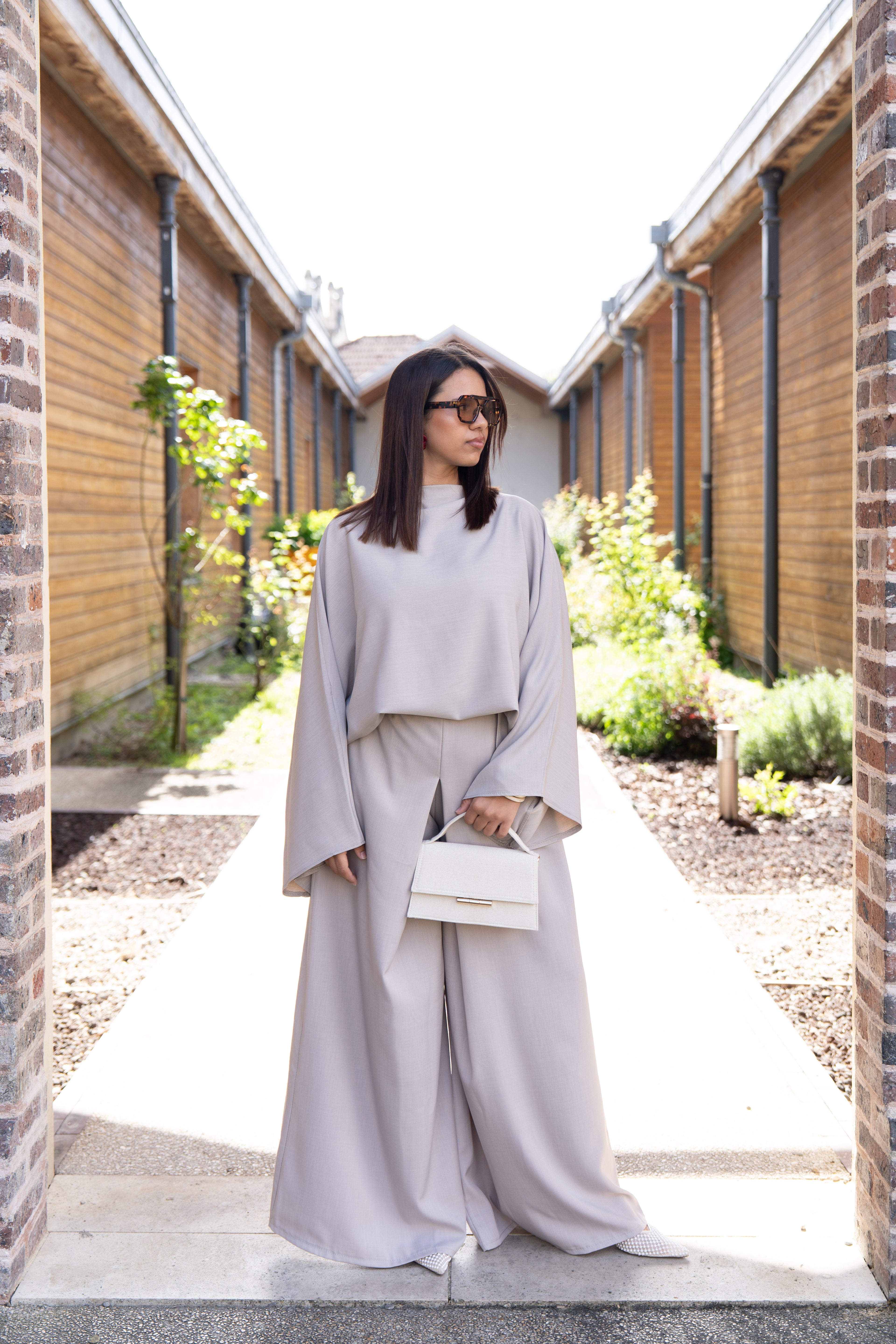 Ensemble HIDA gris