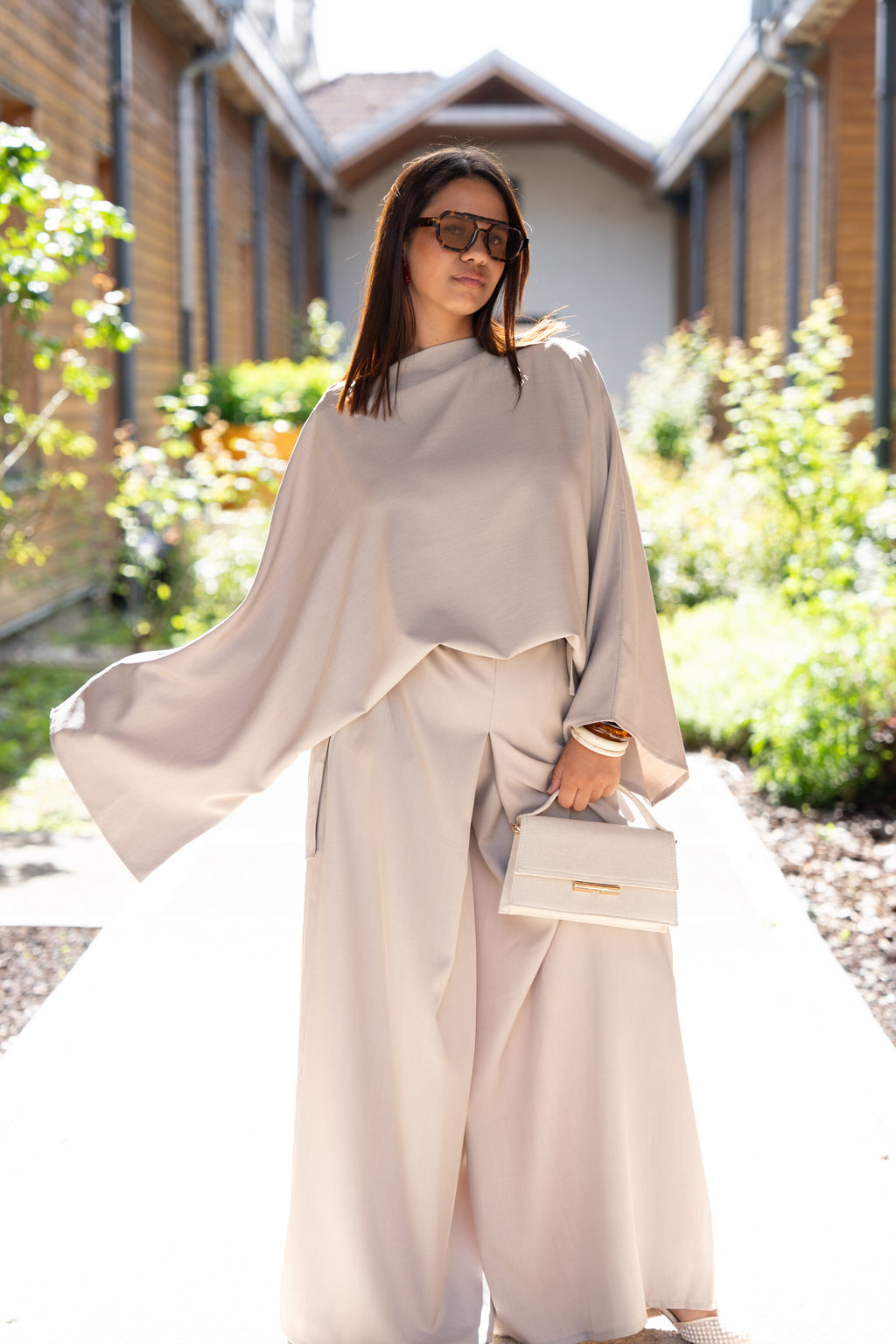 Ensemble HIDA gris