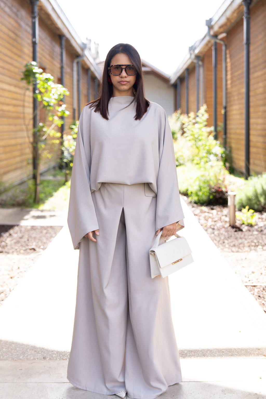 Ensemble HIDA gris