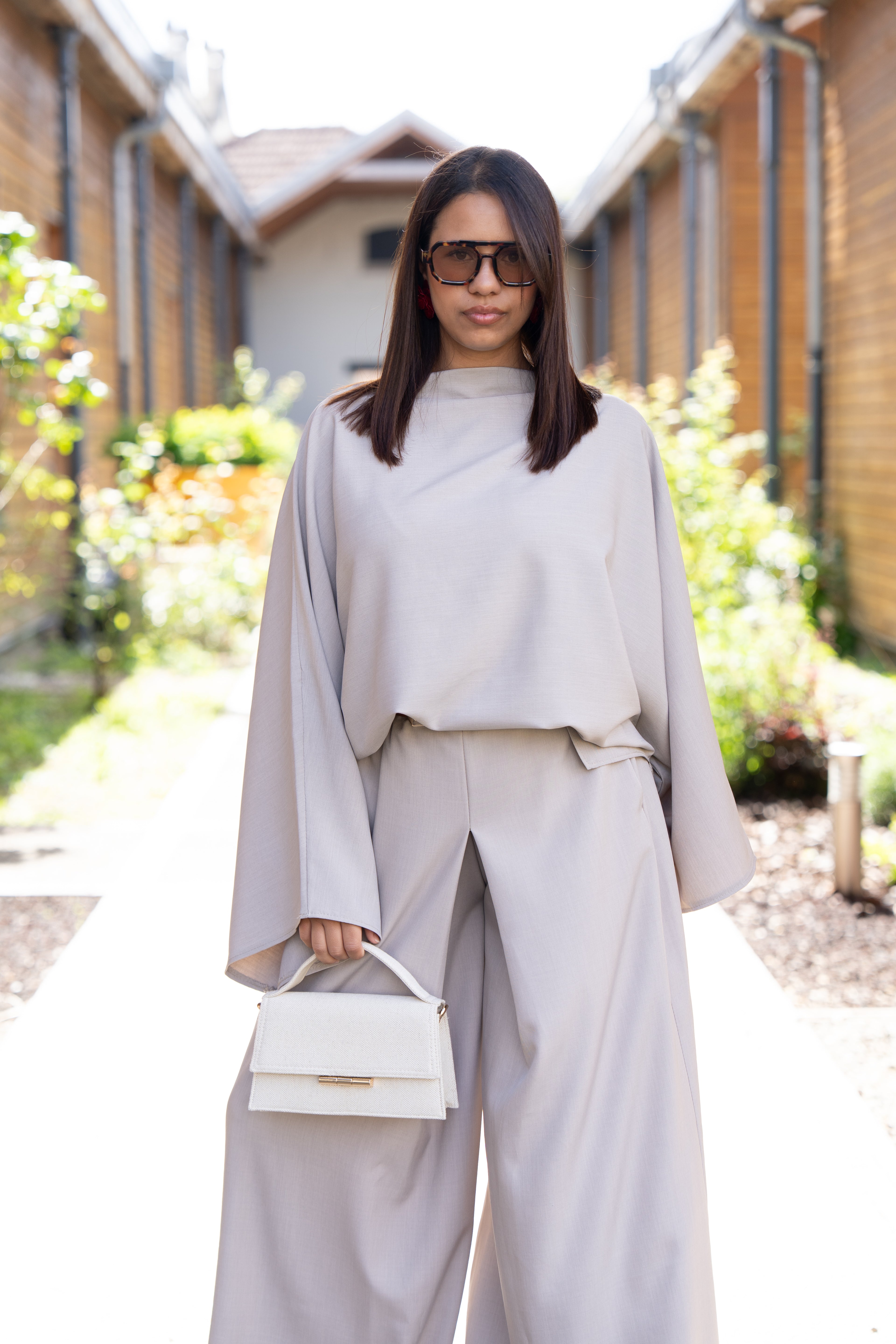 Ensemble HIDA gris