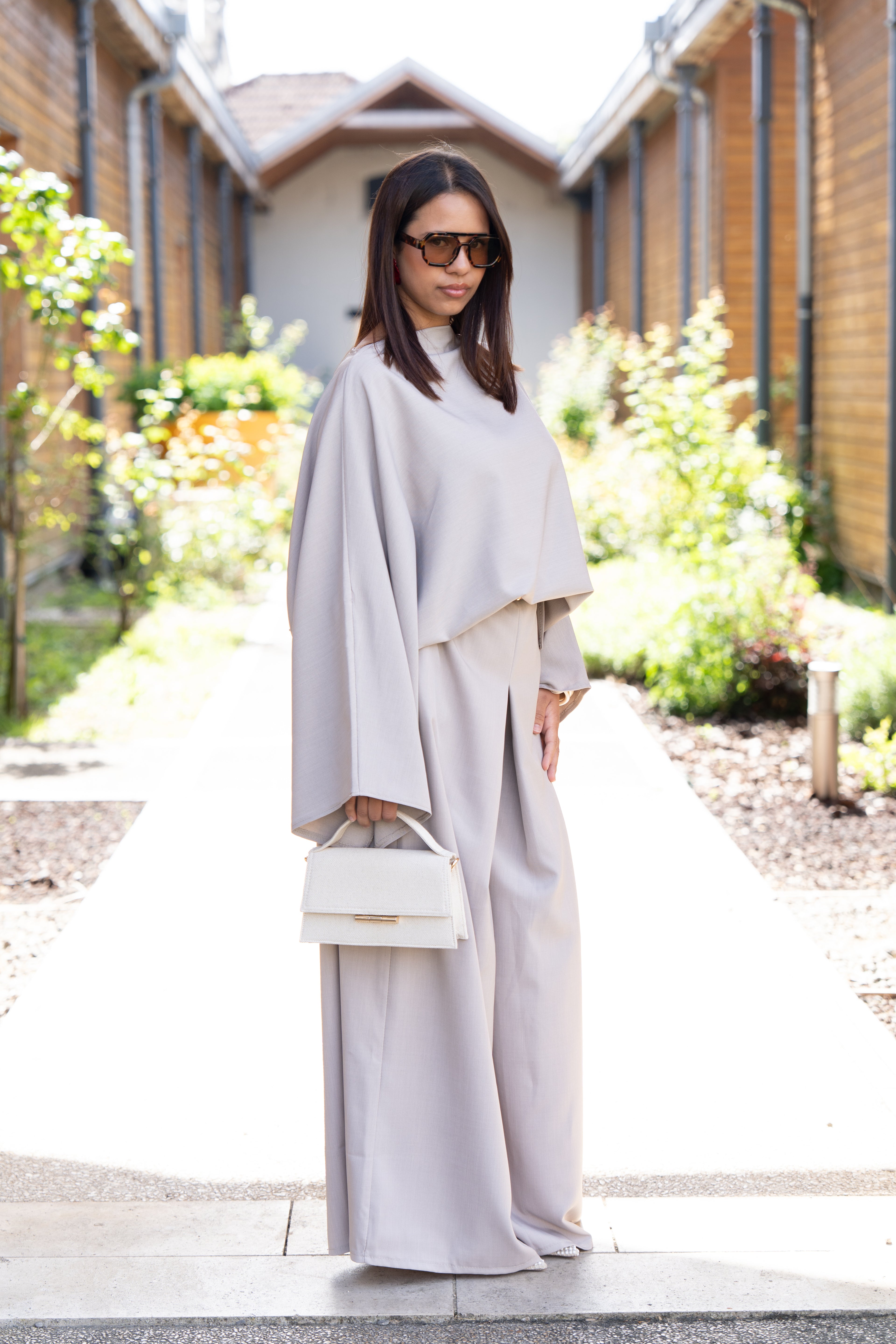 Ensemble HIDA gris