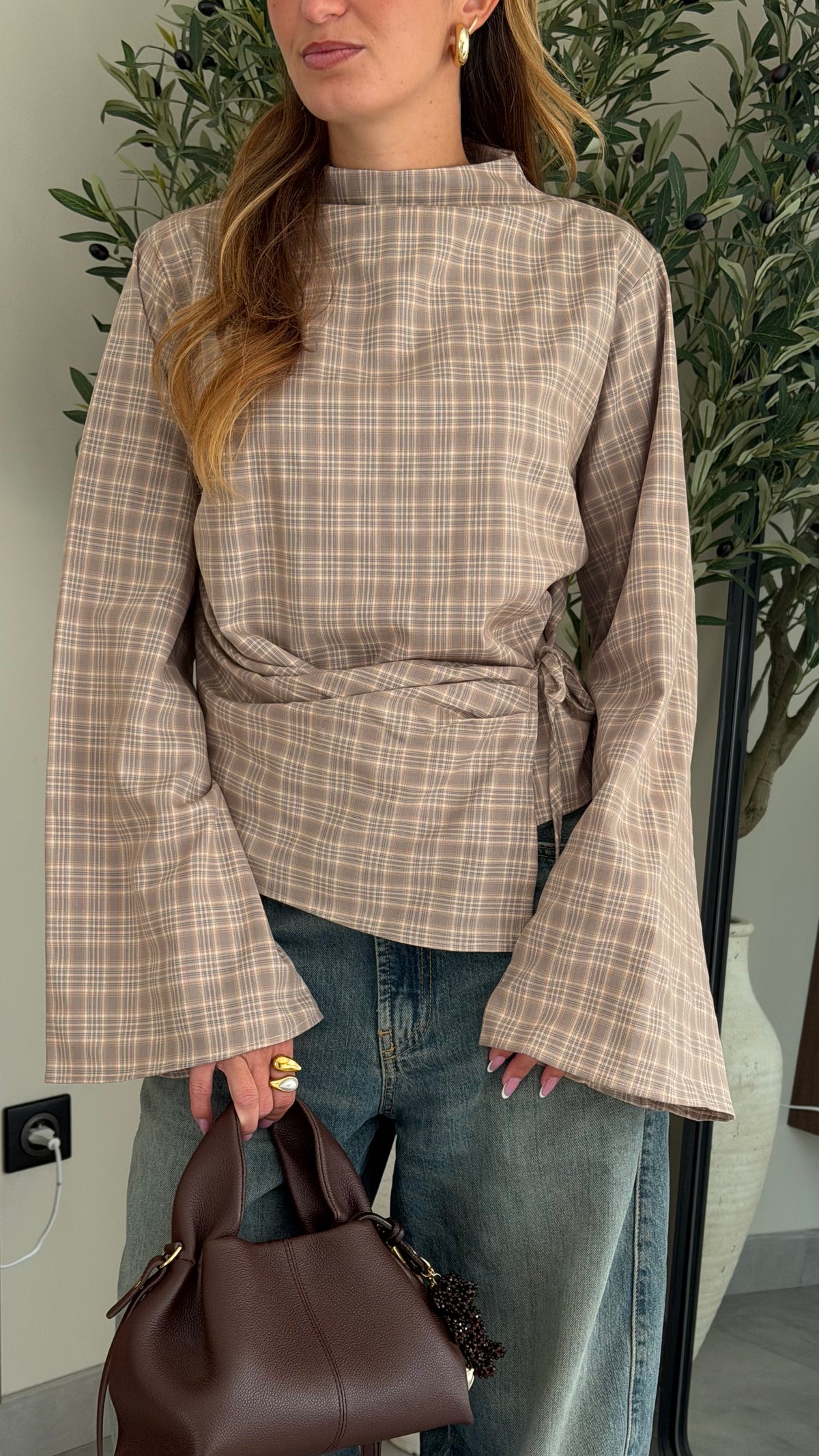 Blouse Portefeuille Élégance